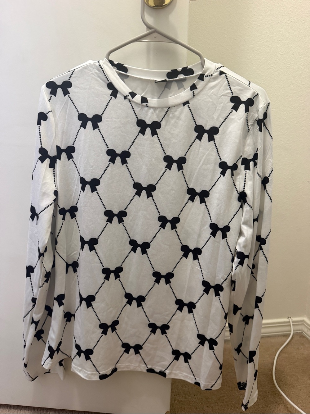 SHEIN White Long-Sleeve Tee with Black Bow Print